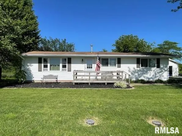 10495 E 950th St, Macomb, IL 61455