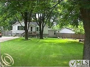 3151 Harrison Ave, Rochester Hills, MI 48307