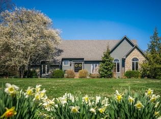 8906 Adrienne Ct, Louisville, KY 40245