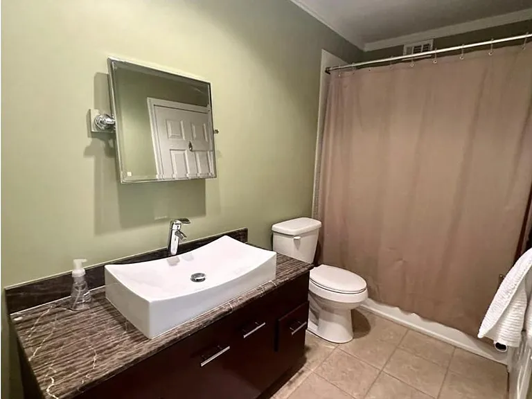 2022 Beacon Hill Dr — Photo 7