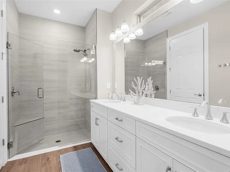 256 Teramo Way — Photo 18
