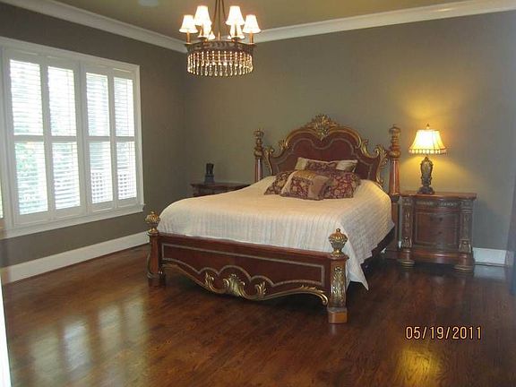 4th image of 6449 Deerfoot Crossing Dr