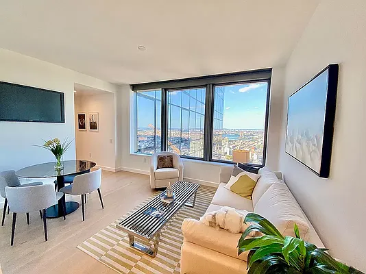 Rented by Modern Spaces | media 2