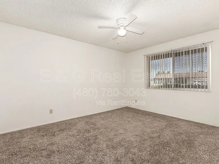 4013 S Hazelton Ln — Photo 20