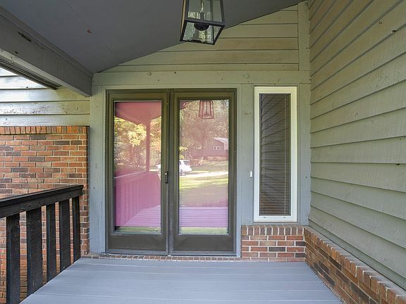 3rd image of 214 Whittlin Way