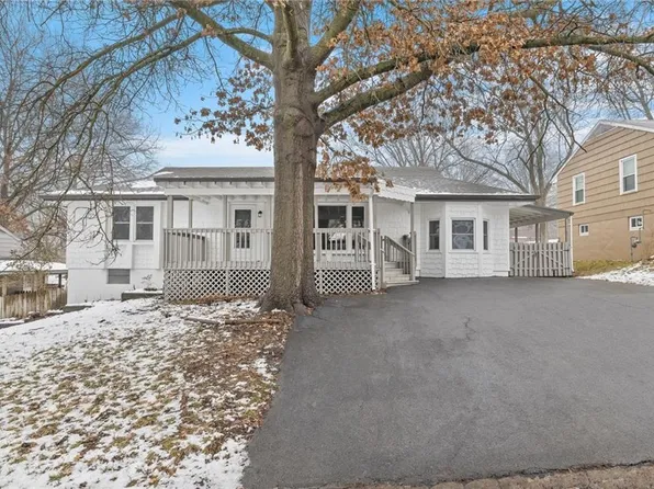 1801 N Kiger Rd, Independence, MO 64050