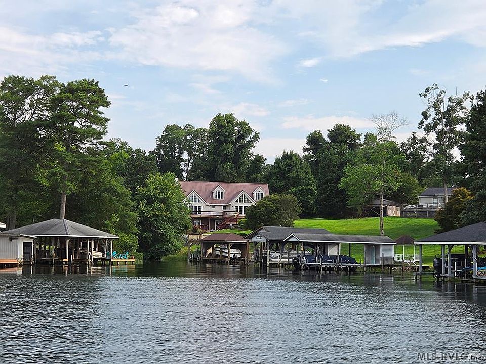 1st image of 963 Golf Course Rd