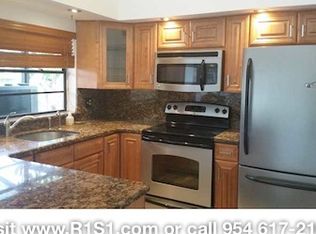 710 SW 88th Ter, Fort Lauderdale, FL 33324