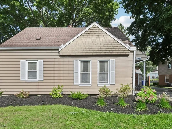 2323 27th St, Cuyahoga Falls, OH 44223