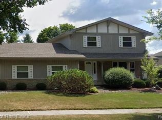 439 Churchgrove Rd, Frankenmuth, MI 48734