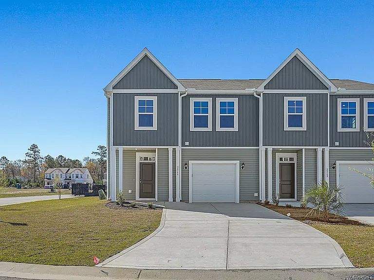 1st image of 246A Arnette Dr