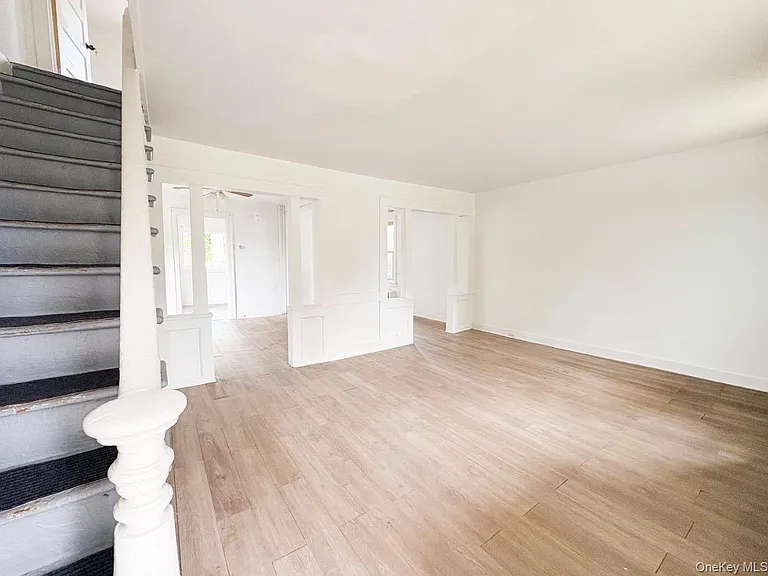 194 Hurley Ave — Photo 8
