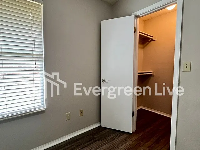 103 Barnsbury Ct — Photo 7
