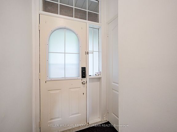 4th image of 19 Evelyn Buck Ln