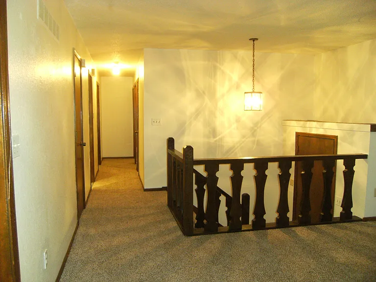 9715 Hillcrest Rd #9715 — Photo 9