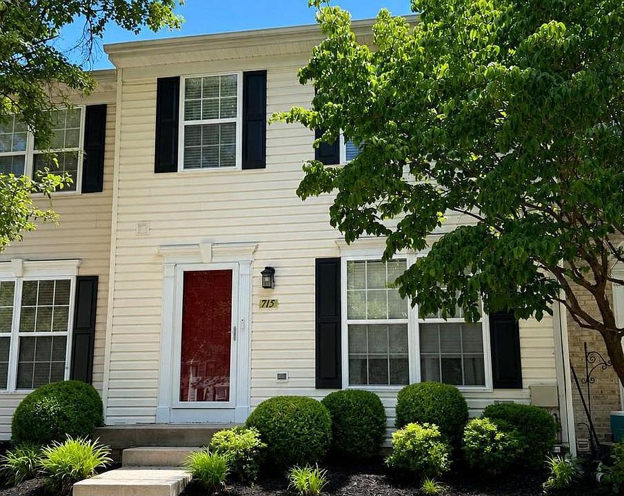 1st image of 715 Shallow Ridge Ct