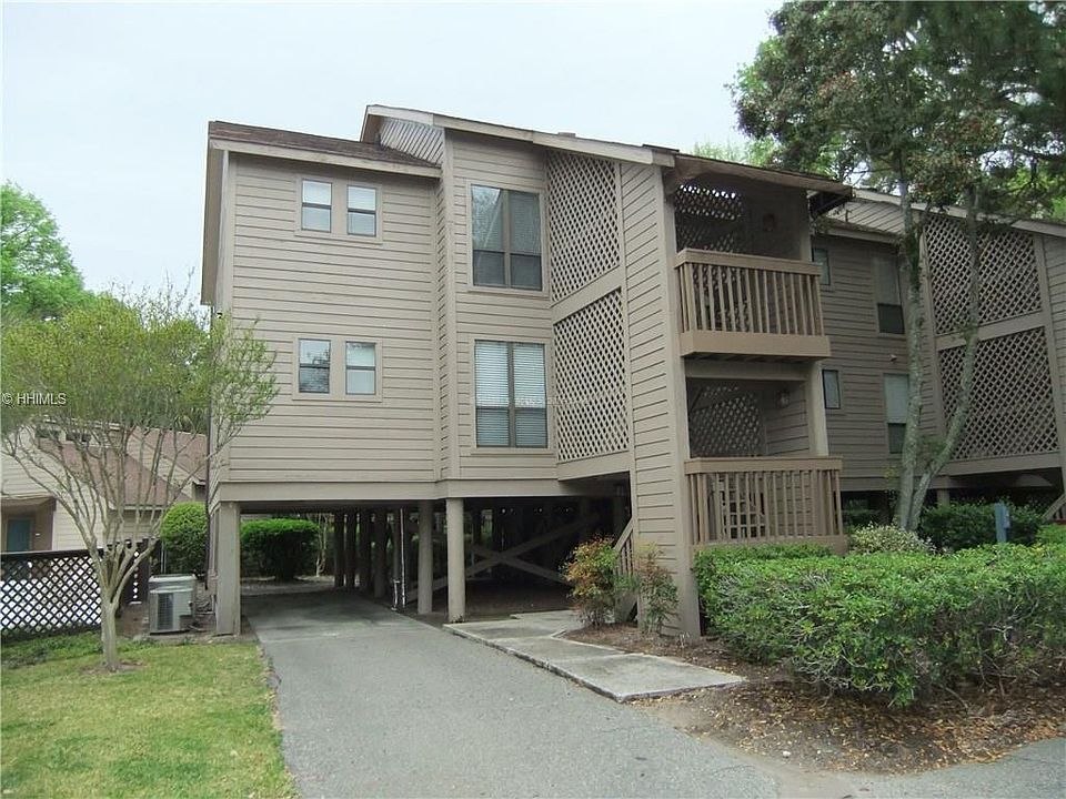 1st image of 10 Dune House Ln