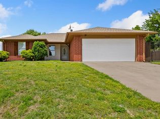 9801 Ashley Pl, Oklahoma City, OK 73120