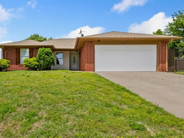 9801 Ashley Pl, Oklahoma City, OK 73120