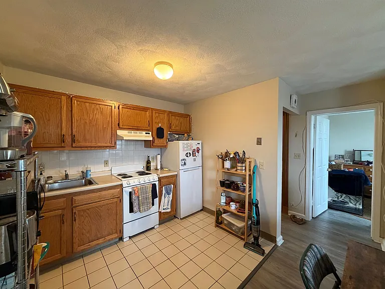 288 Prospect St #6 — Photo 4