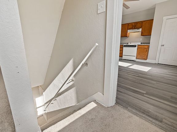 5th image of 571 Washington Ave #2