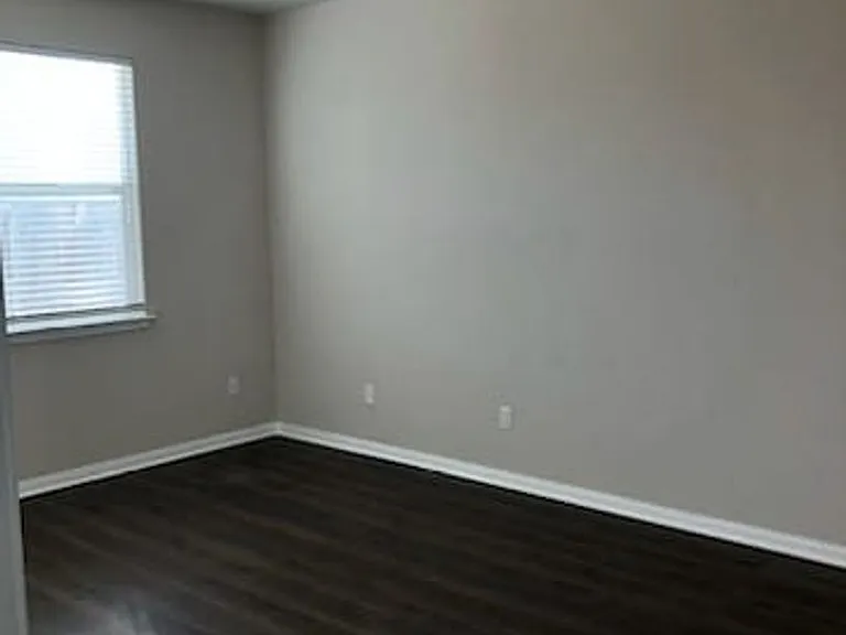 120 Fair Anne Dr — Photo 13