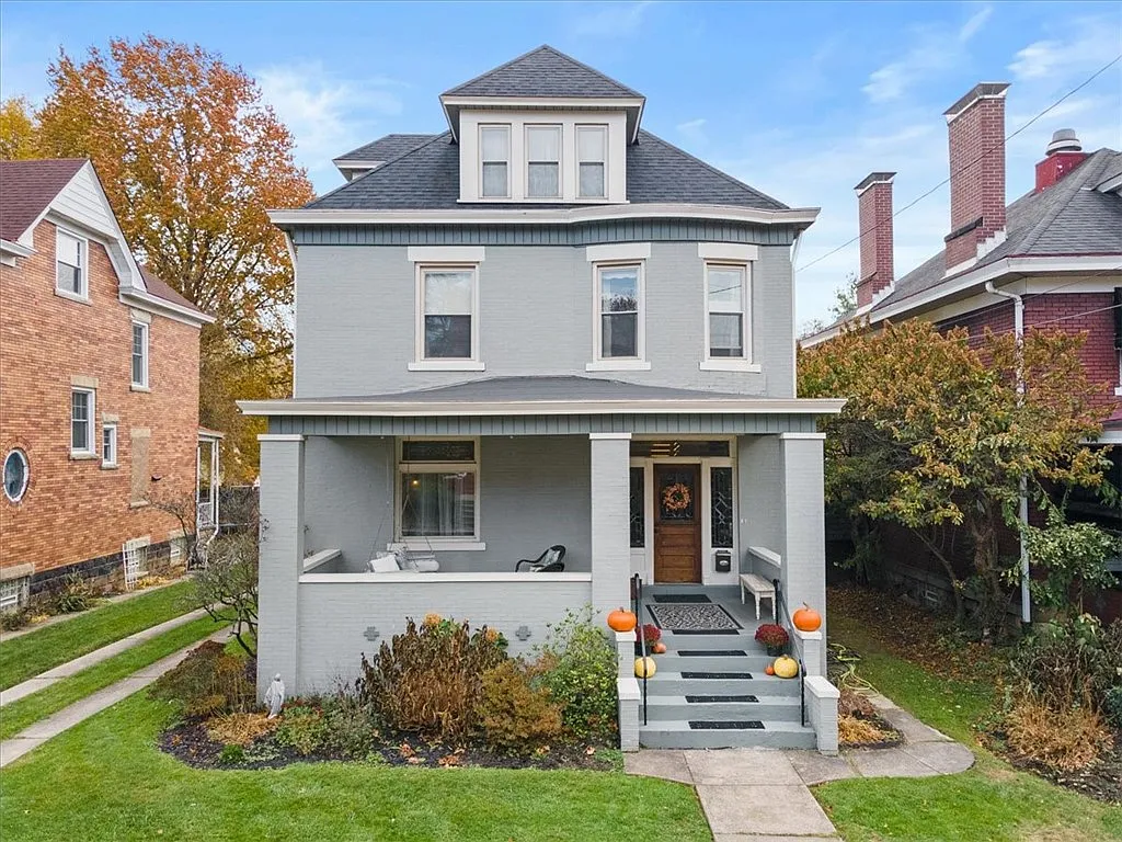 57 Hawthorne Ave photo 1