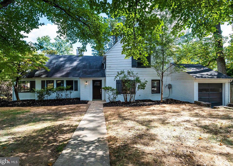 1st image of 4215 Vacation Ln