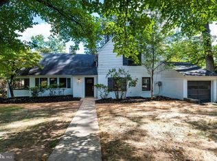 4215 Vacation Ln, Arlington, VA 22207