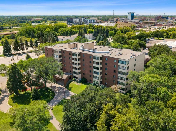 105 3rd St N APT 108, Moorhead, MN 56560