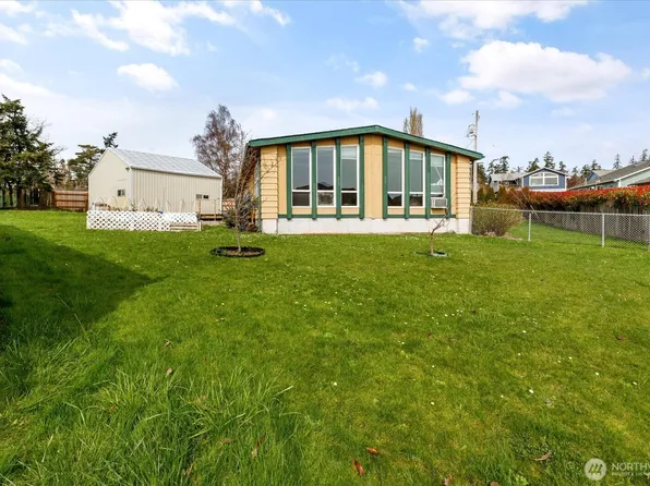 801 Walker Avenue, Oak Harbor, WA 98277