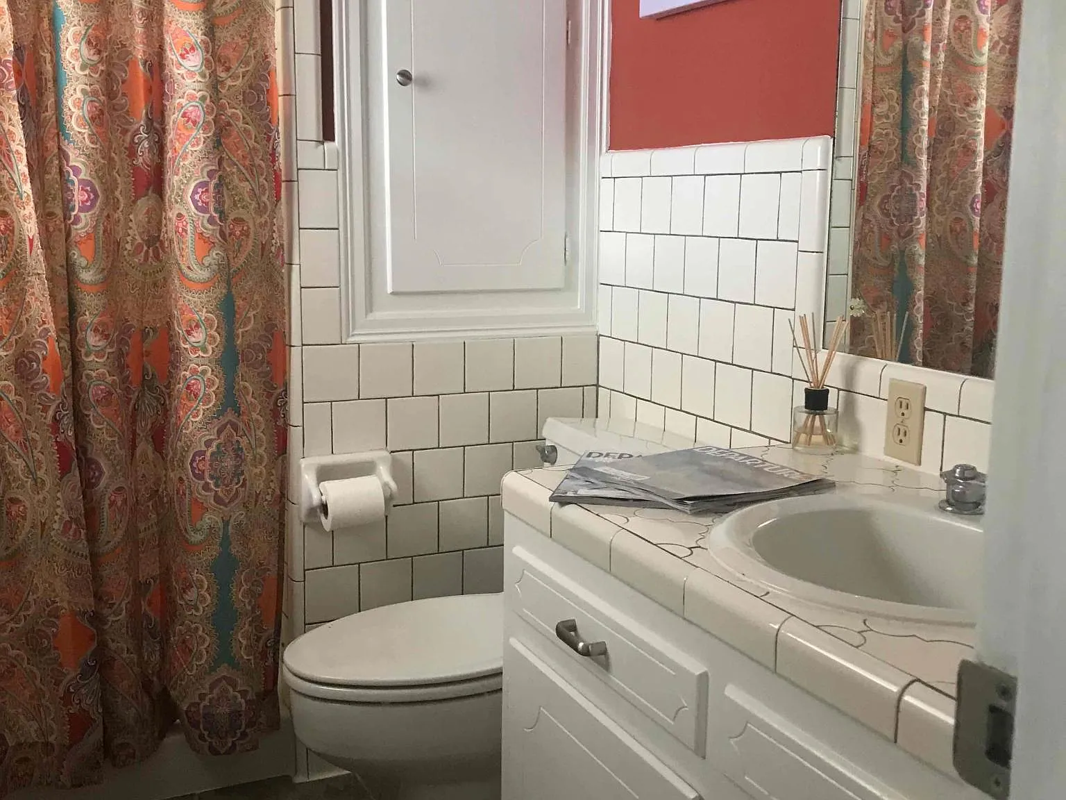 112 Orangewood Drive — Photo 3