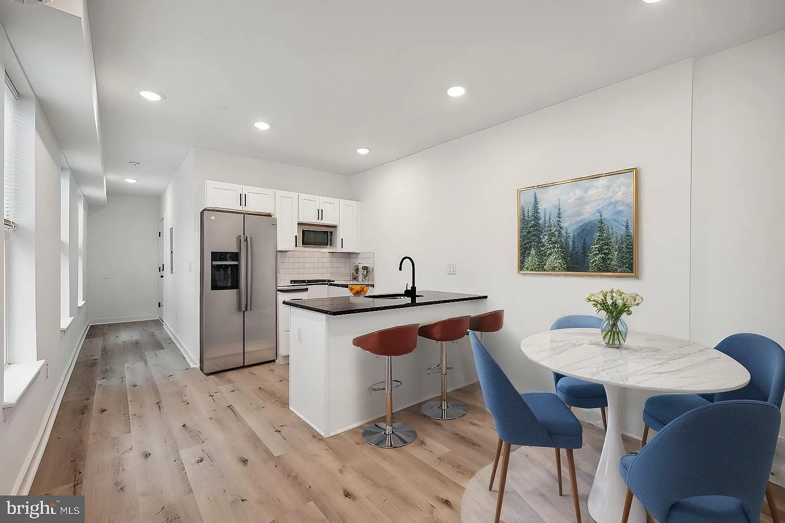 1 bed, 1000 sqft, $1,250 — Photo 1