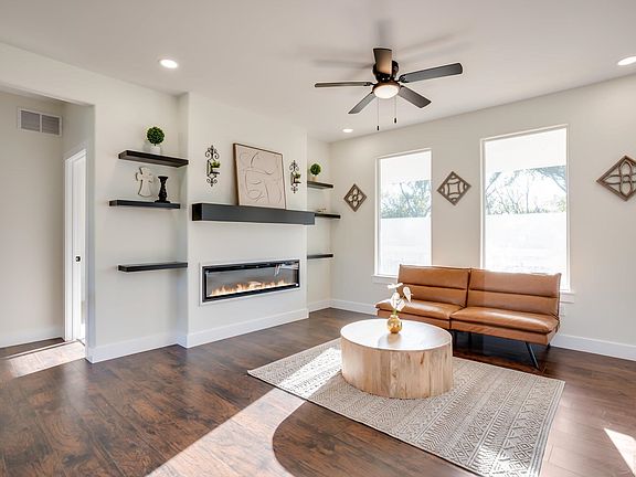 4th image of 675 S Arbor Valley Way