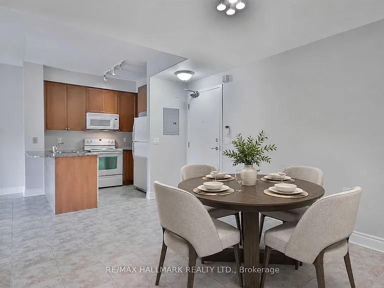 8201 Islington Ave #411 — Photo 13