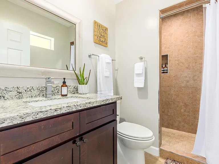 8511 E Roanoke Ave — Photo 36