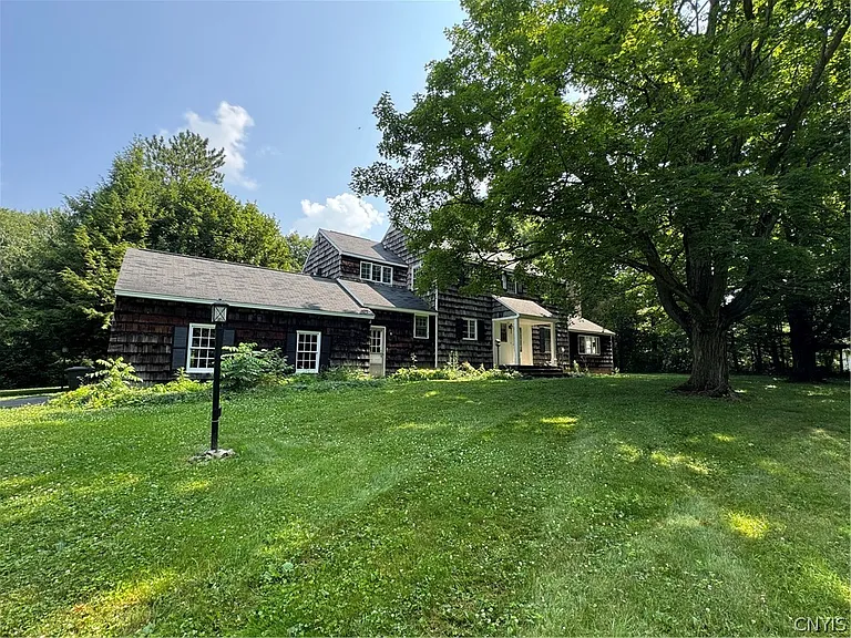 6891 Woodchuck Hill Rd — Photo 19
