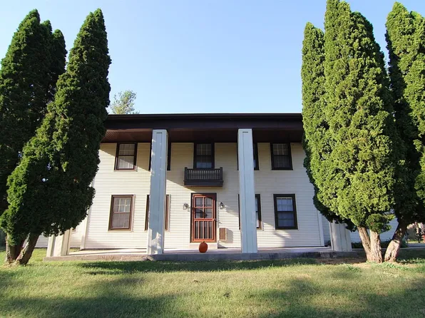 8119 S Main St, Rockford, IL 61102