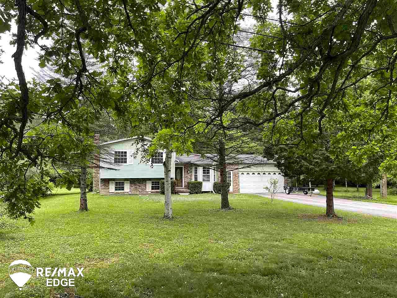 10247 N Oak Rd, Otisville, MI 48463 Zillow
