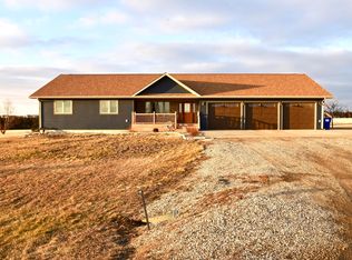 29536 Stone Pl, Pierre, SD 57501