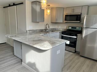 71 Old Glenham Rd, Beacon, NY 12508