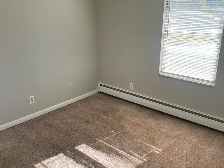 2701 Brownsboro Rd #5 — Photo 5