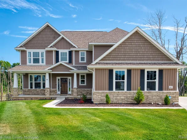 685 Birkdale Dr, Howell, MI 48843