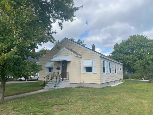 2000 14th Ave, Menominee, MI 49858