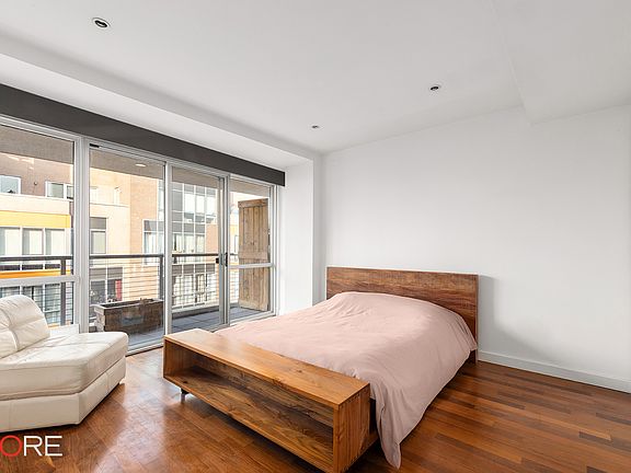 4th image of 125 N 10th St APT N5b