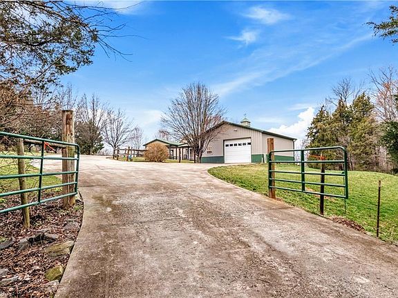 2nd image of 1607 Milling Rd