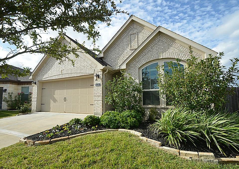 1st image of 4230 Ponderosa Hills Ln