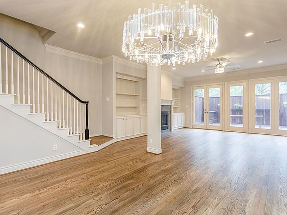 4th image of 2504 Park St #B