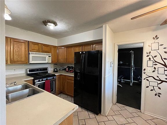 5th image of 2618 N Morning Star Dr
