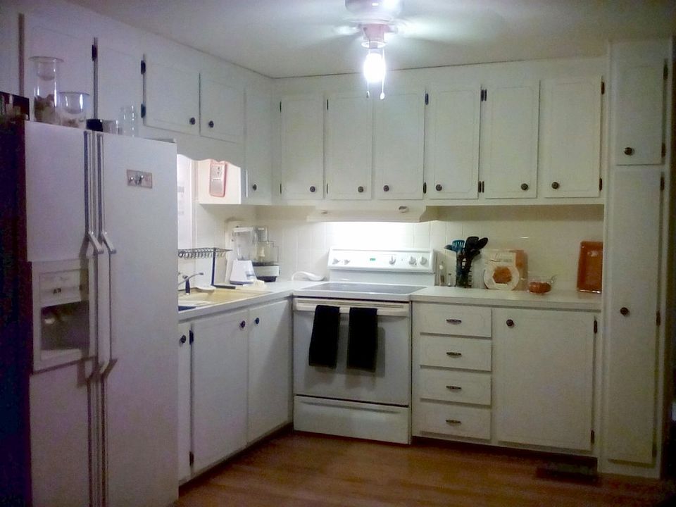 1st image of 10114 N Lake Dr #29